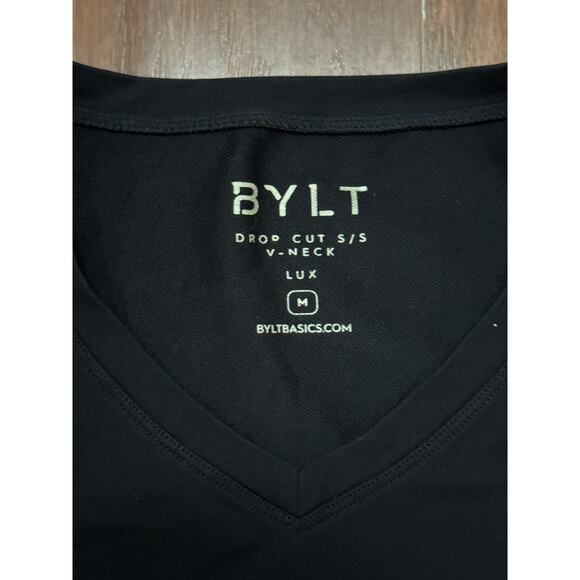 Bylt Drop Cut Lux V-Neck Shirt Men’s Size Medium Black - Picture 2 of 6